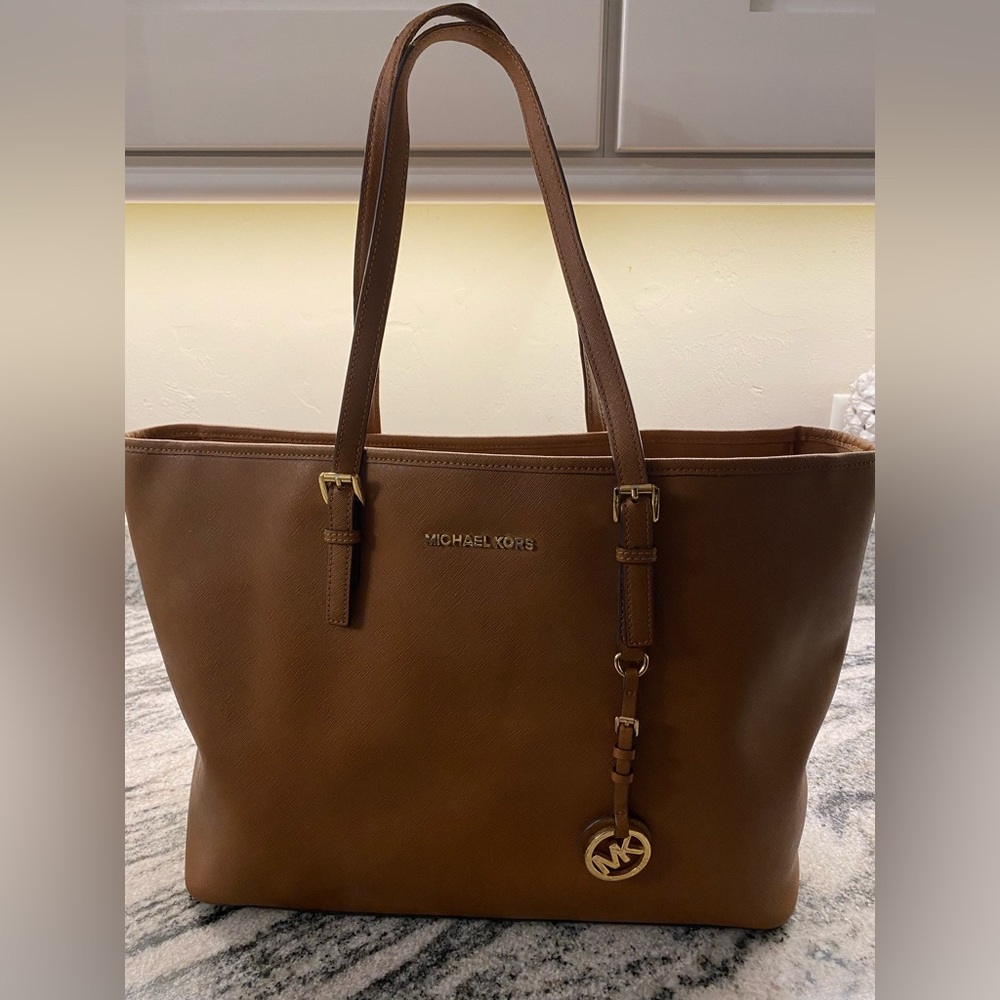 Michael Kors Jet Set handbag
